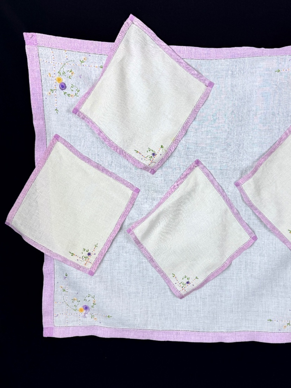 Vintage Linen Square Tablecloth 4 Napkins Lavender Border Embroidery Card Table